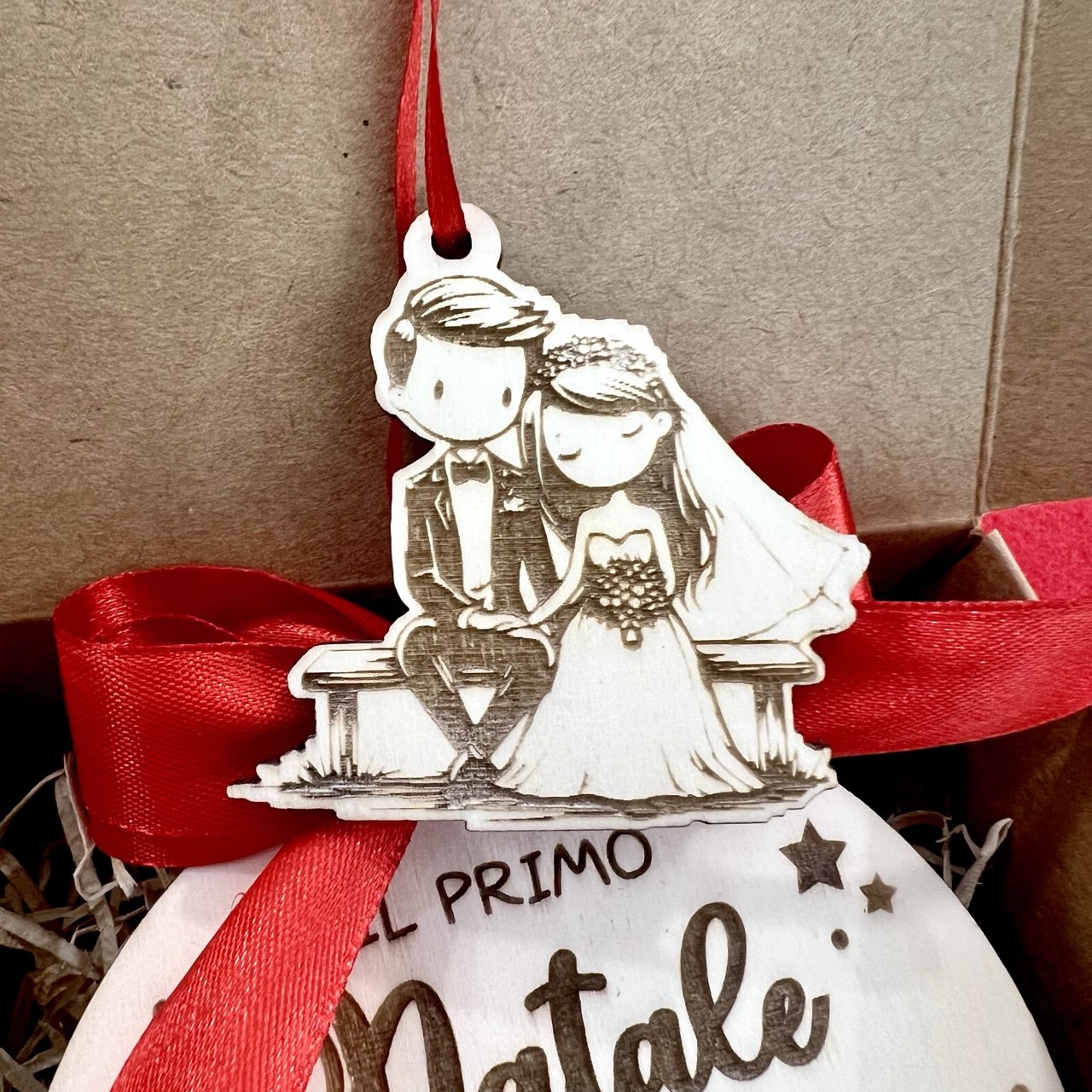 ORNAMENTO DI NATALE PER ALBERO IN LEGNO CON DEDICA SPOSI