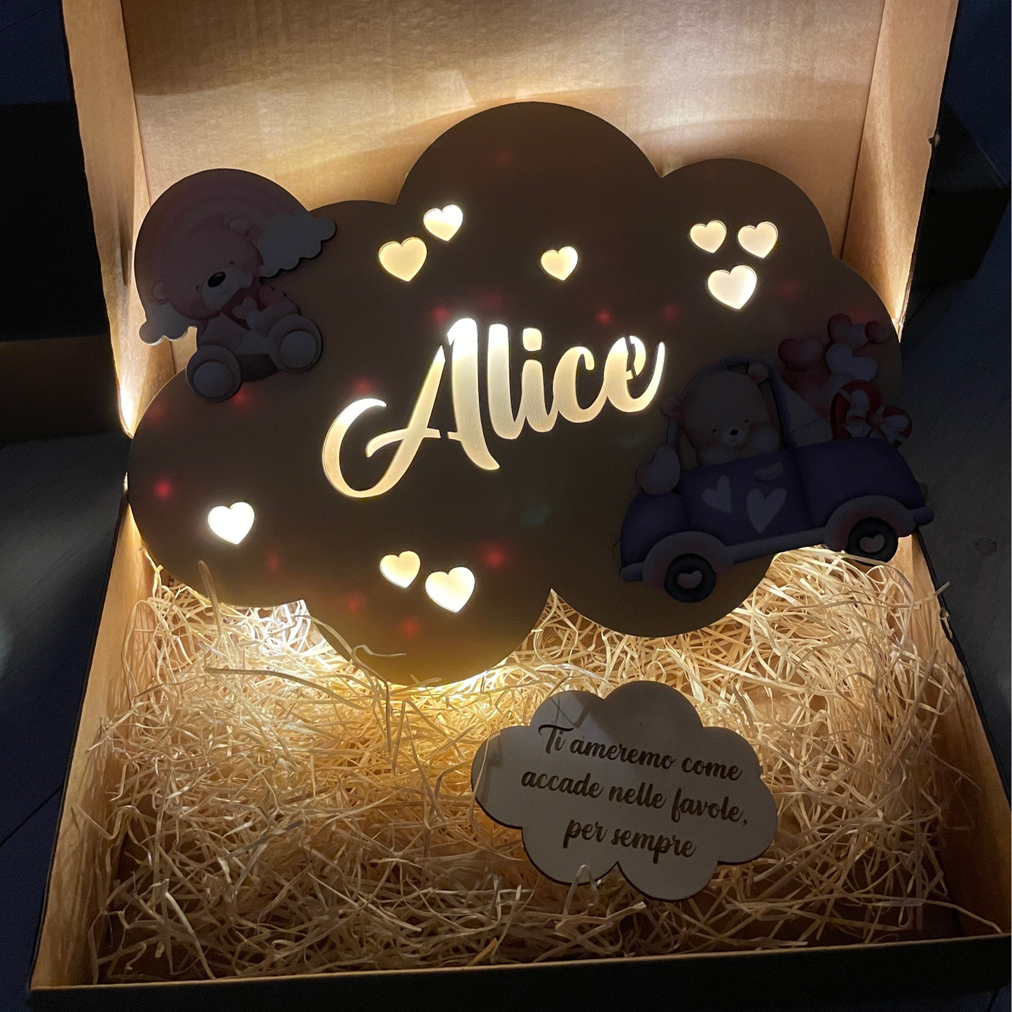 LAMPADE IN LEGNO PERSONALIZZATE CON NOME PERSONAGGIO E DEDICA