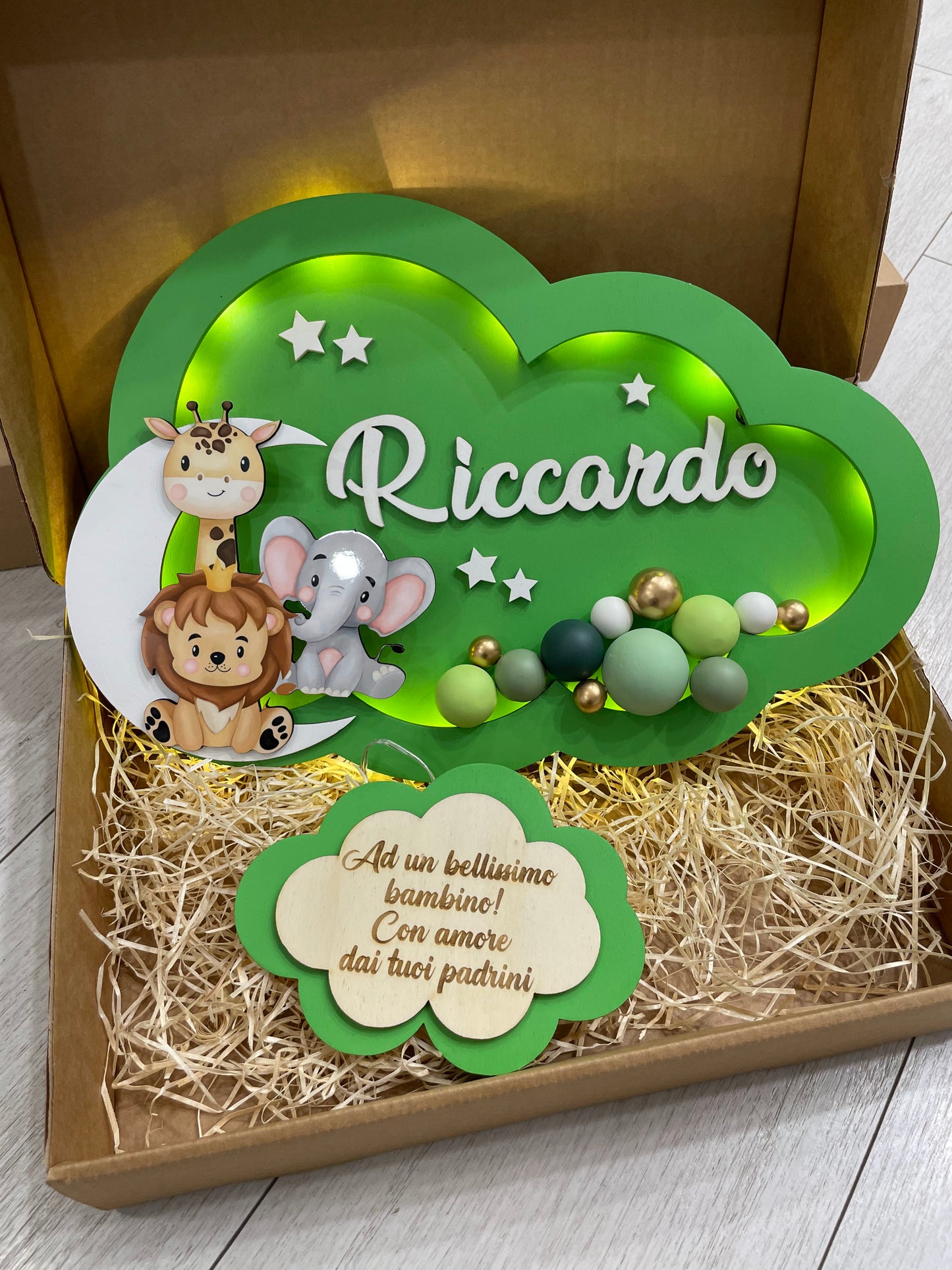 LAMPADE PALLONCINO IN LEGNO PERSONALIZZATE CON NOME PERSONAGGIO E DEDICA