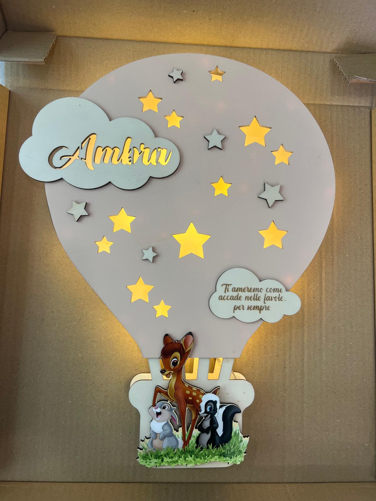 LAMPADA IN LEGNO BEIGE PERSONALIZZATA CON NOME DEDICA E PERSOAGGIO ANIMALI