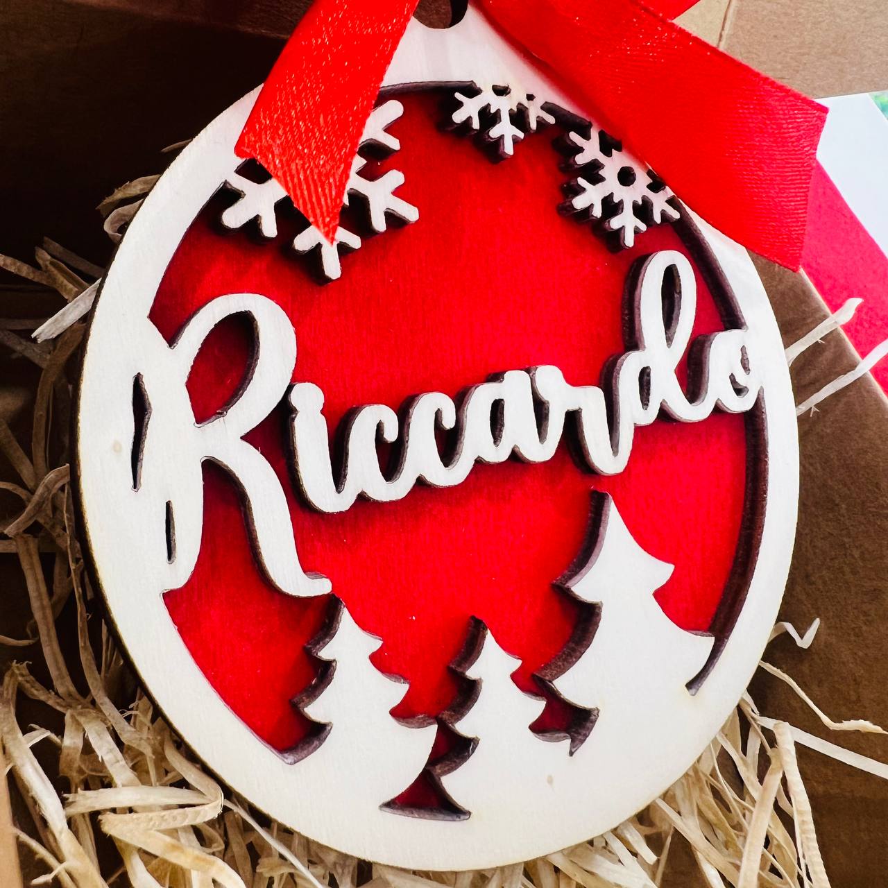 ORNAMENTO DI NATALE PER ALBERO IN LEGNO CON NOME