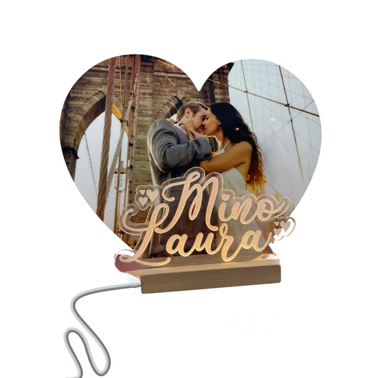 Lampada plexiglas amore FOTO + NOMI