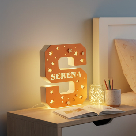 LAMPADA LETTERA IN LEGNO PERSONALIZZATA CON NOME E DEDICA