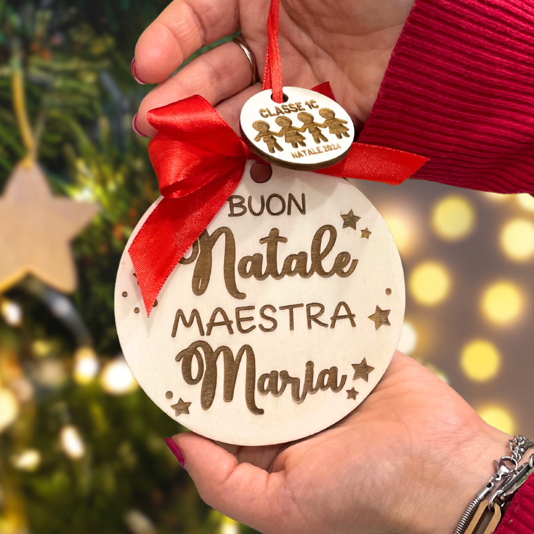  ORNAMENTO DI NATALE PER ALBERO IN LEGNO CON DEDICA PER MAESTRA