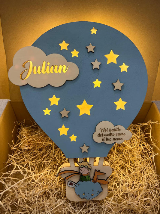 LAMPADA IN LEGNO CELESTE PERSONALIZZATA CON NOME DEDICA E PERSOAGGIO 
